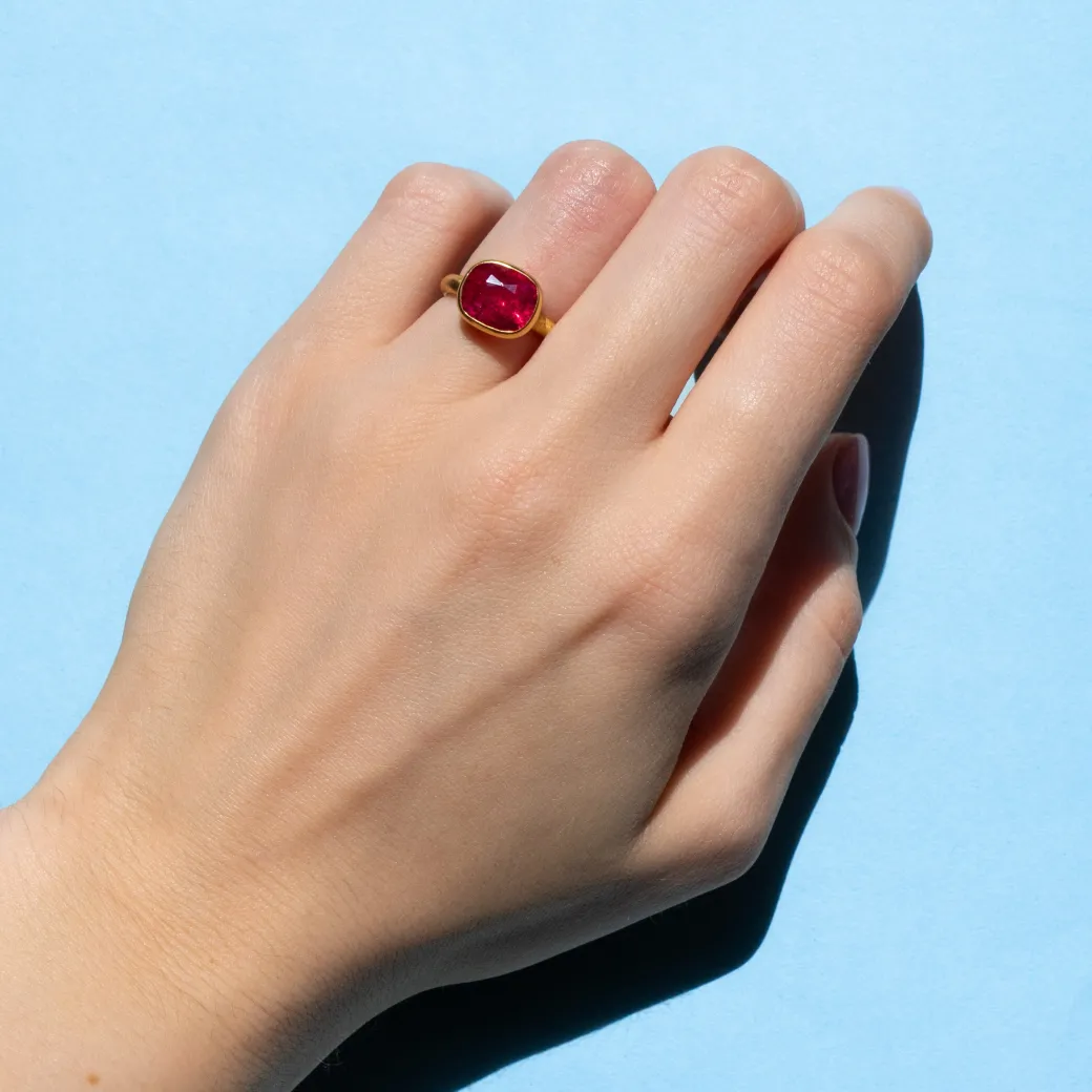 bague_princesse_spinelle__1.webp Bague Princesse Spinelle Rouge