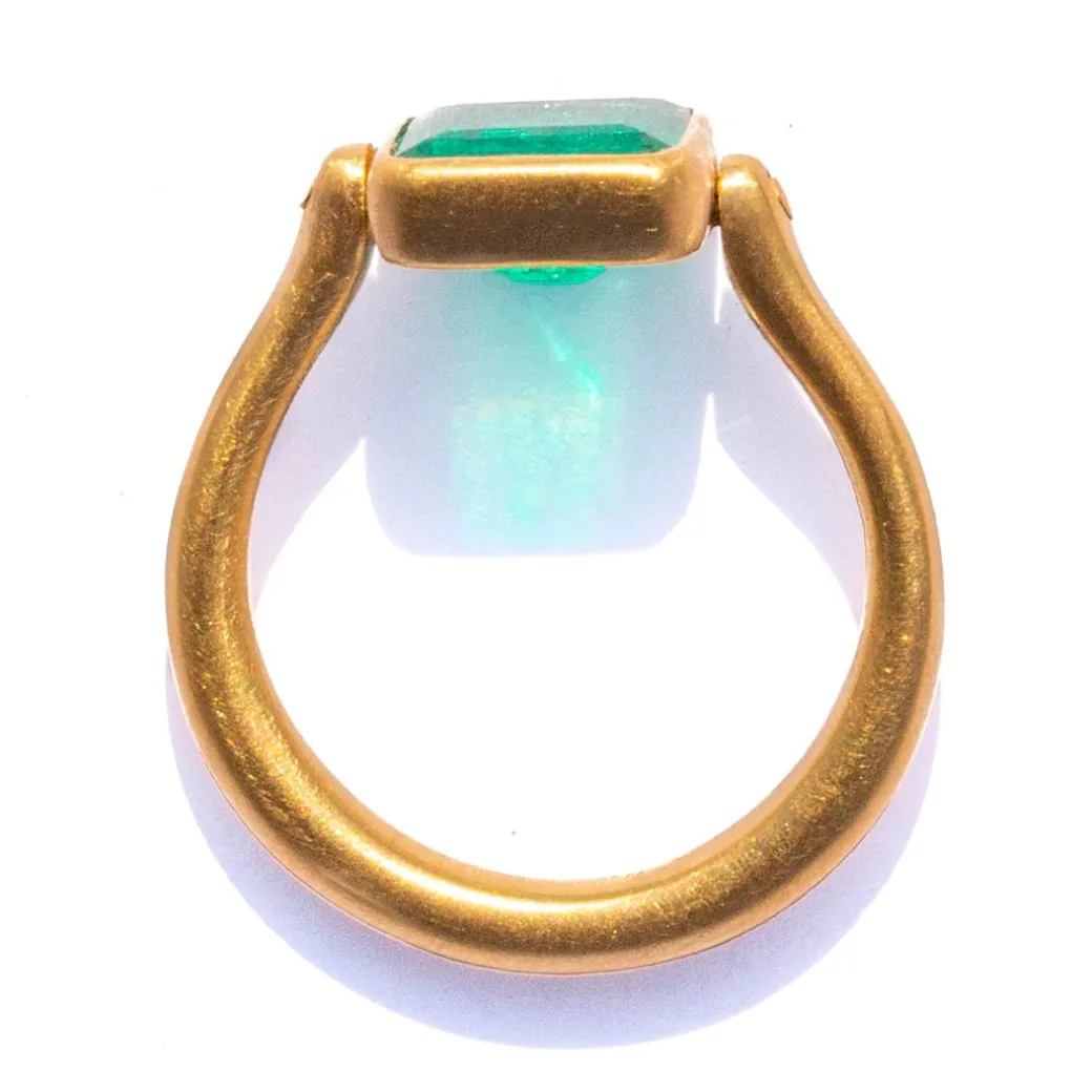 bague_swivel_emeraude_4.webp Bague Swivel Emeraude