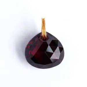 Pendentif Briolette Grenat